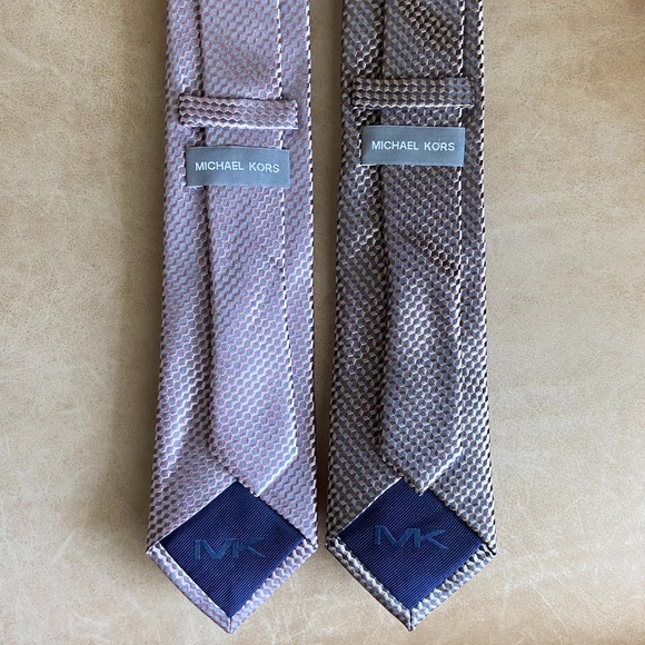 Set of Two MICHAEL KORS Men's Ties Office Classic Minimalist Designer - Picture 2 of 6